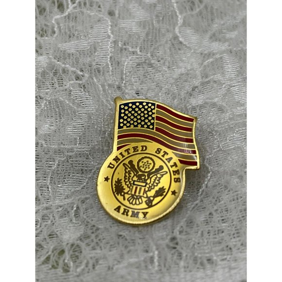 Vintage Resin / Epoxy United States Army Lapel Pin - Picture 2 of 9
